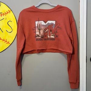 MTV western styled cropped long sleeve